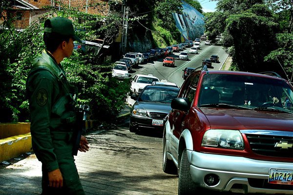 Militarizaron estaciones de combustible en San Cristóbal
