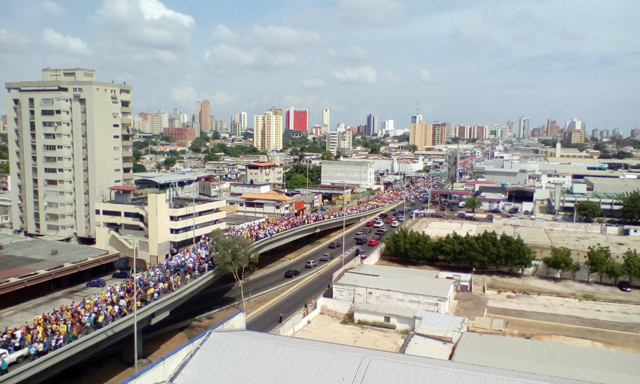 Maracuchos salen a las calle en la #TomaDeVenezuela este #26Oct