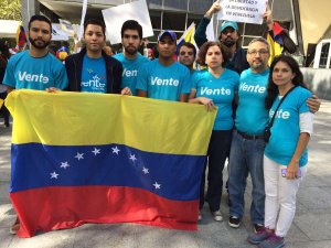 Venezolanos toman la Embajada de España: Los derechos son innegociables