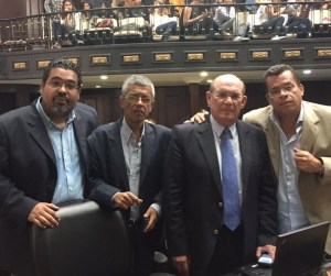 Diputados Vente Venezuela: Violencia en alrededores de la AN demuestra que no hay diálogo