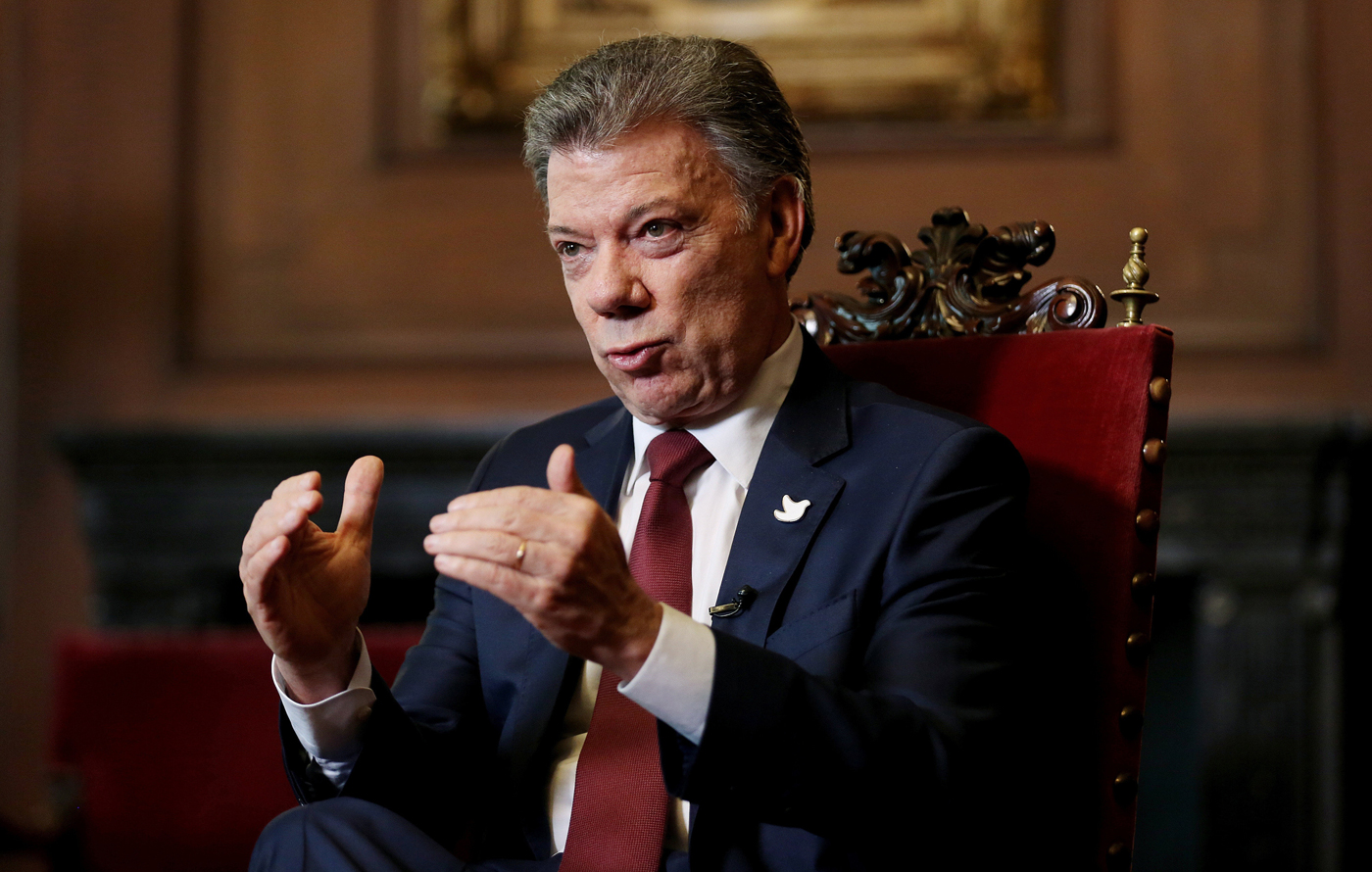 Santos recibe un “oportuno espaldarazo” de la OEA al nuevo acuerdo de paz