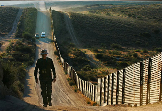 El 54% de los votantes de EE.UU. se opone a construir un muro con México