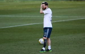Messi vuelve justo a tiempo para duelo Brasil-Argentina