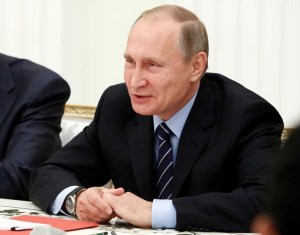 Putin: No será fácil restablecer relaciones con EEUU pese a victoria de Trump