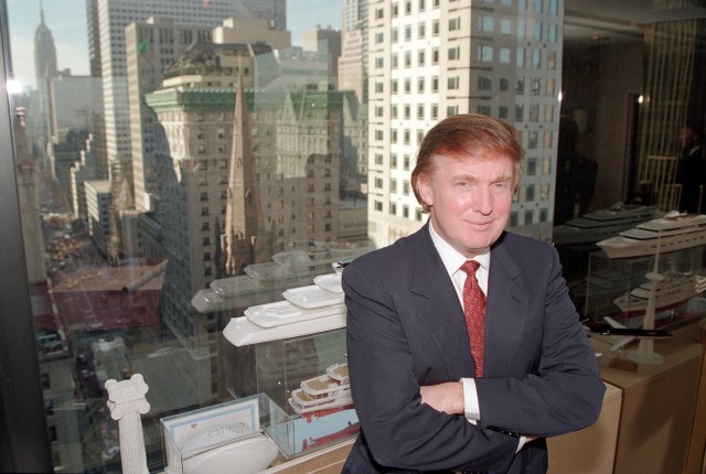En su oficina de Manhattan, en 1996