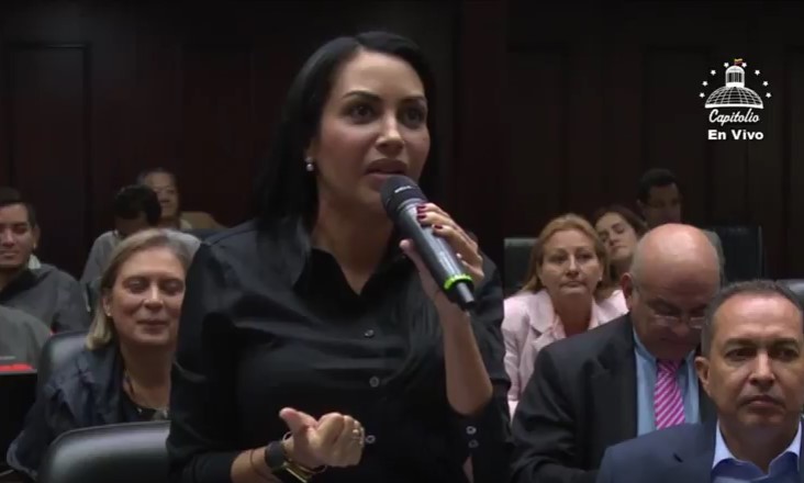 Delsa Solórzano: Procurador no solo usurpa el cargo, sino que pretende ejercer como Fiscal General