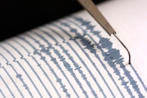 Sismo de magnitud 7,2 sacude en mar entre Indonesia y Filipinas