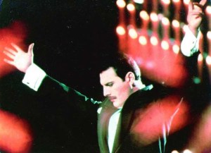 ¡Estremecedor! Asistente de Freddie Mercury revela 28 años después cómo fueron los últimos días del cantante