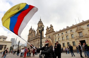 Bogotá es declarada “Ciudad mundial de la paz” en cumbre de Premios Nobel