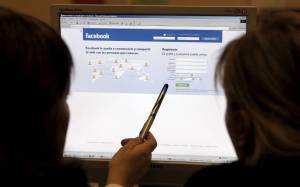 Un nuevo virus de Facebook podría haber expuesto fotos no publicadas