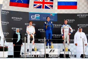 Cecotto Jr. volvió a brillar en Abu Dhabi al subir al podio