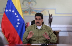 ¡Se fue! Maduro dice que Delcy tiene posible “fractura de clavícula” tras haber sido “lanzada en el piso”