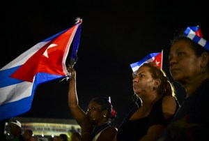 Los cubanos, entusiasmados y expectantes con llegada de internet a las casas