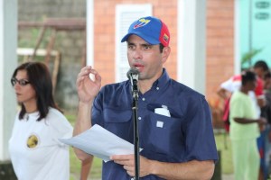 Capriles: El diálogo tendrá frutos cuando escuchen la voz del pueblo