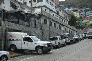 Escasez de gasolina hace que los cadáveres no puedan ser trasladados a la morgue de Vargas