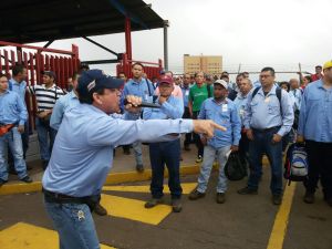 Trabajadores de Orinoco Iron exigieron pago de aumento de sueldo presidencial de 2015 y 2016