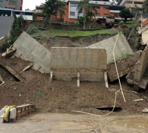 Ángel Álvarez Gil: Más 200 familias peligran por derrumbe de tres edificios en Carabobo