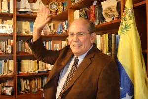 Omar González: Canciller Delcy Rodríguez hizo el ridículo en el Mercosur