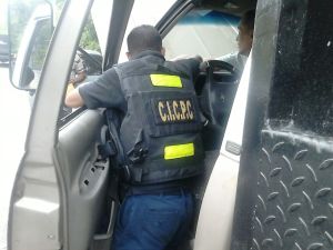 Extraoficial: 15 sujetos fuertemente armados ingresaron a casa familiar en El Hatillo