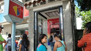 Cajeros automáticos en Margarita siguen dispensando billetes de 100 bolívares