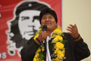 Morales desafía referéndum e irá por un nuevo mandato en Bolivia