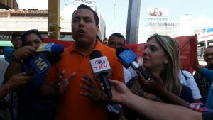 Rolman Rojas: Maduro renuncia, Venezuela te quedó grande