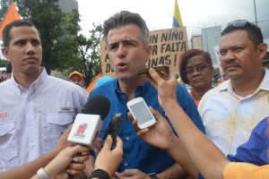Feo La Cruz: Improvisación del Gobierno arruinó la Navidad de los venezolanos