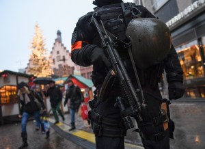 Arrestan en Alemania a dos sospechosos de preparar atentado contra centro comercial