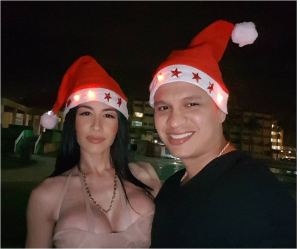 Diosa Canales pasó la Navidad en la piscina y dio un “regalito navideño” a todos sus seguidores  (Foto + pecho)