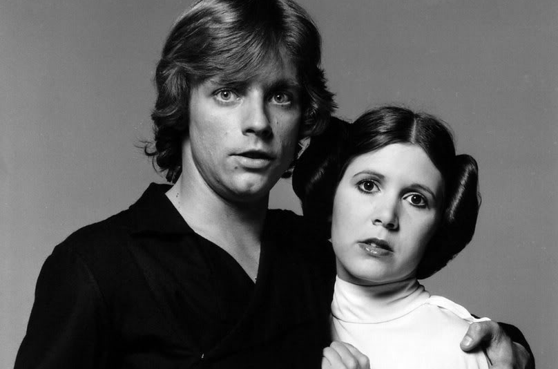 ¡Devastado! La reacción de Luke Skywalker (Mark Hamill) a la muerte de Carrie Fisher