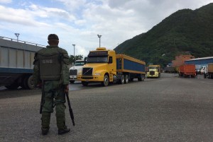 Ejército de Venezuela trafica alimentos en época de hambre (Fotos)