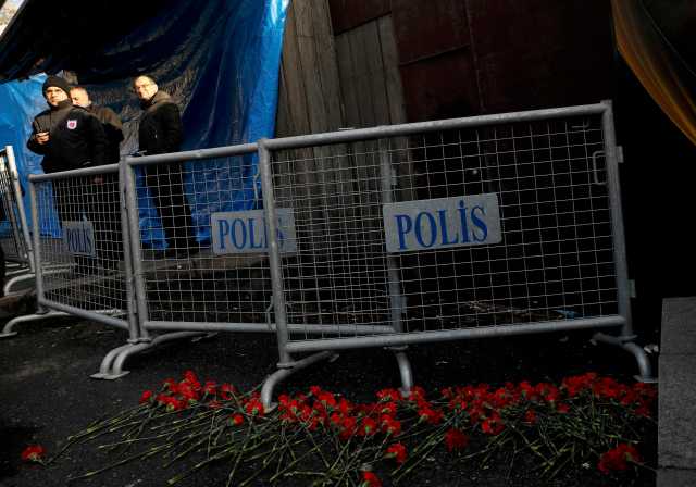Flowers are placed outisde the Reina nightclub by the Bosphorus, which was attacked by a gunman, in Istanbul, Turkey, January 1, 2017. REUTERS/Umit Bektas