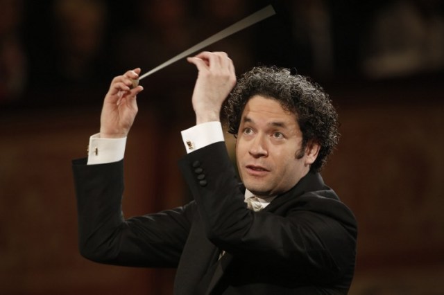 Venezulean conductor Gustavo Dudamel conducts the traditional New Year's Concert 2017 with the Vienna Philharmonic Orchestra at the Vienna Musikverein in Vienna, Austria, on January 1, 2017. / AFP PHOTO / Dieter Nagl