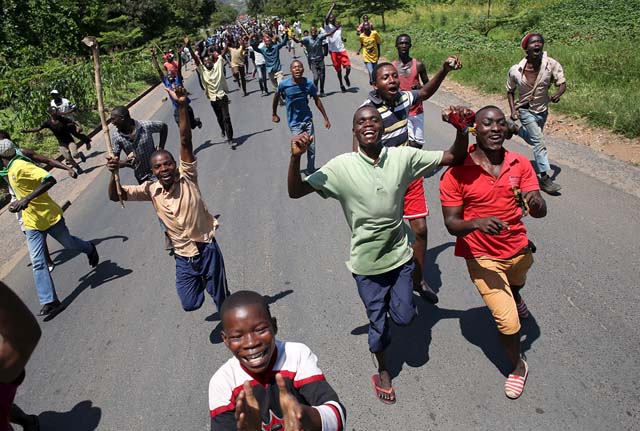 En Burundi existe una ley que prohíbe practicar 'jogging', porque en la carrera colectiva pueden esconderse actividades subversivas, sostienen las autoridades.