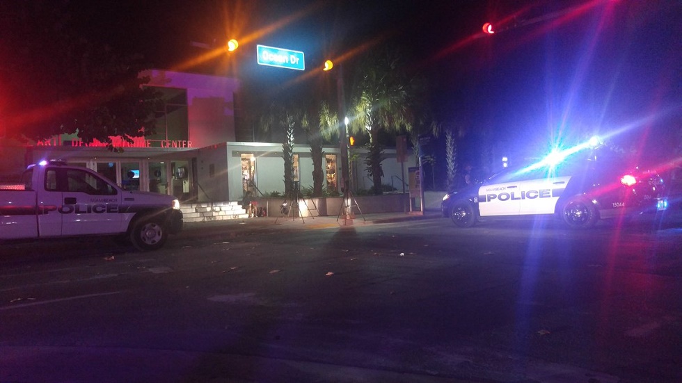 Dos detenidos por amenaza de bomba en zona turística de Miami Beach