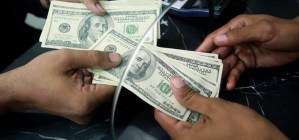 Devaluación: Dólar Dicom sube a 2.970 bolívares