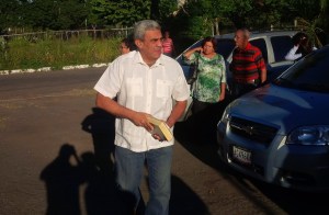 Presuntos funcionarios del Sebin se llevan detenidos a coronel y sargento que visitaron a Baduel en Ramo Verde