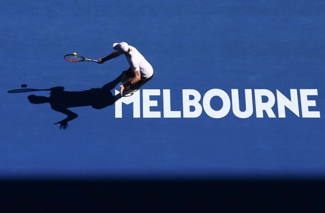 Tennis - Australian Open - Melbourne Park, Melbourne, Australia - 16/1/17 Britain's Andy Murray hits a shot during his Men's singles first round match against Ukraine's Illya Marchenko. REUTERS/Thomas Peter