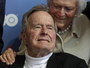 Hospitalizan al expresidente de EEUU George H.W. Bush y su esposa