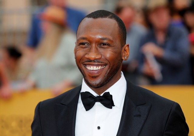 FILE PHOTO: Actor Mahershala Ali poses on arrival at the 21st annual Screen Actors Guild Awards in Los Angeles, California January 25, 2015. REUTERS/Mike Blake/ File Photo