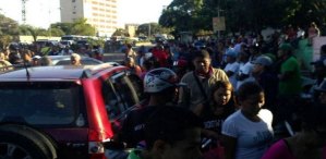 Protestan en Macuto por el arrollamiento de dos estudiantes