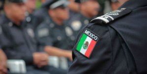Hallan decapitados a tres policías en México