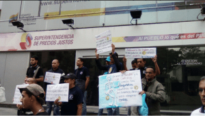 Trabajadores de Kreisel protestan frente a la Sundde