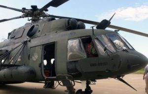 Familias de tripulantes del helicóptero desaparecido continúan a la espera de respuestas