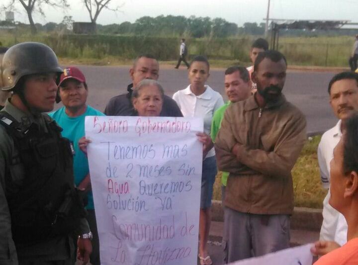 Protestan por falta de agua y alumbrado en Maturín