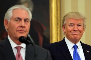 Trump afirma que su exsecretario de Estado Rex Tillerson “es más tonto que un burro”