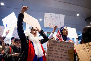 Familias sirias vuelan a EEUU tras suspensión de decreto antiinmigración