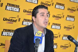 José Ramón Arias: La AN  es el único poder que sostiene la República