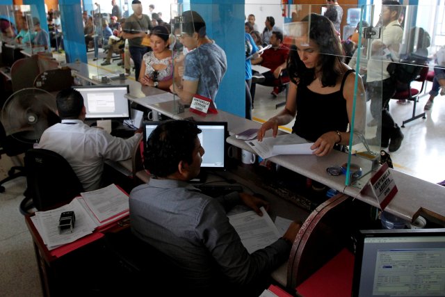 El gobierno peruano está otorgando permiso de trabajo a los venezolanos (Foto Reuters)