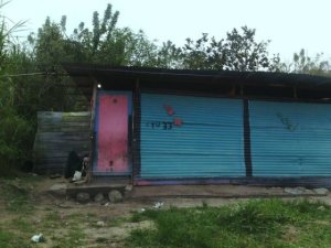 Rescatan en Táchira a seis niños encerrados y abandonados en un rancho